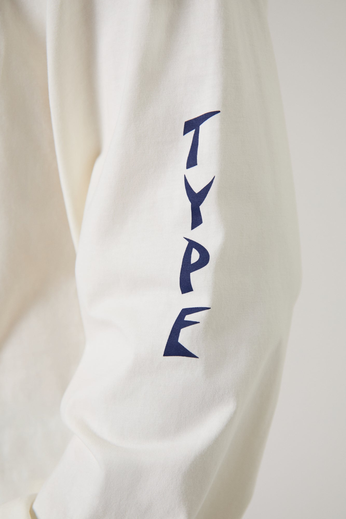OFFWHITE LONGSLEEVE