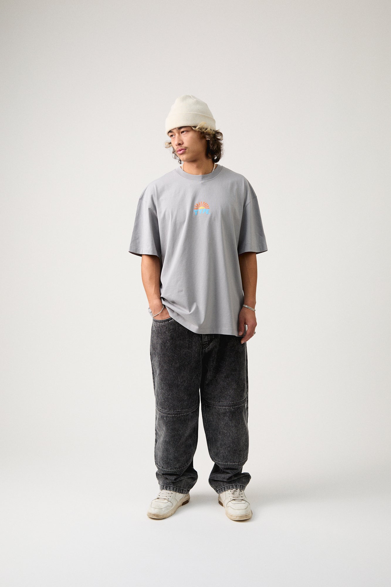 SUNDOWNER TEE - grey