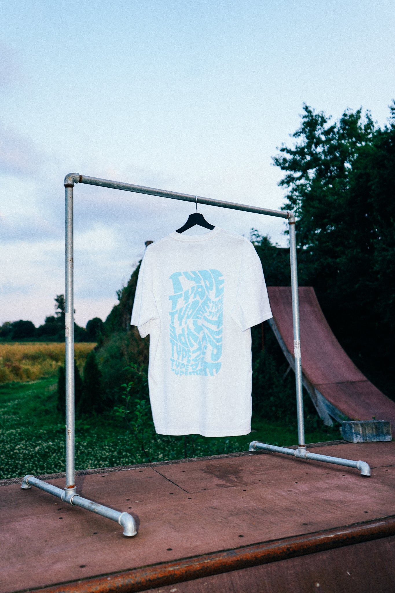 WHITE LOGO TEE