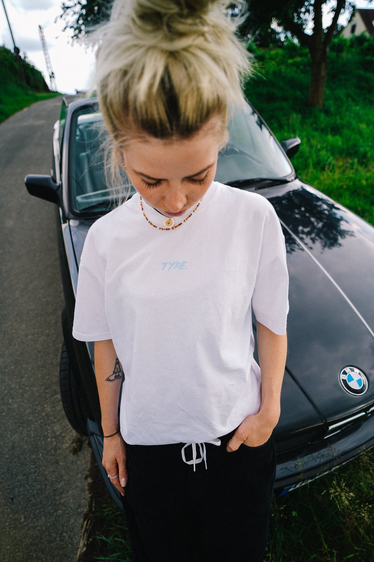 WHITE LOGO TEE