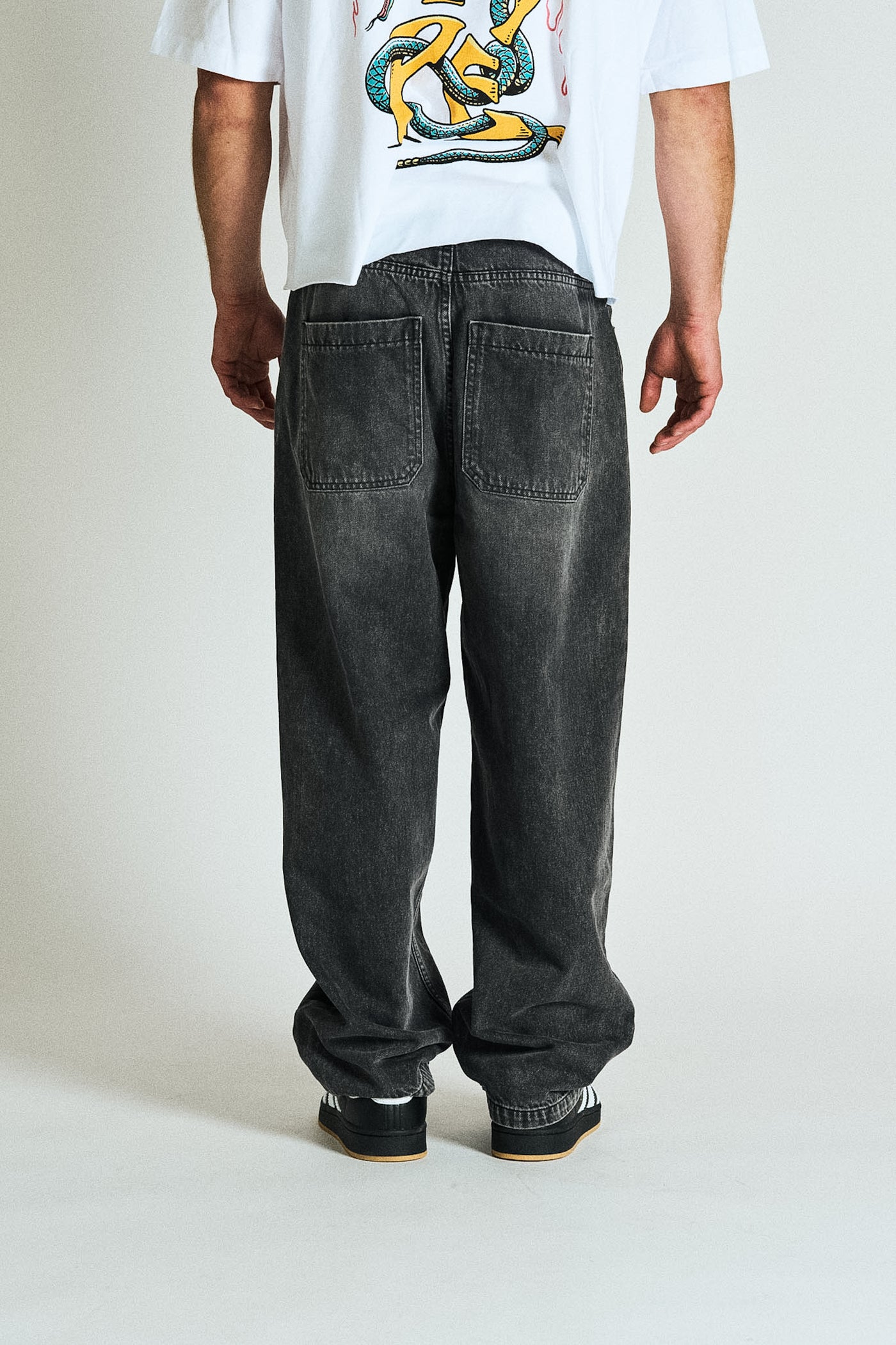 GREY DENIM PANT