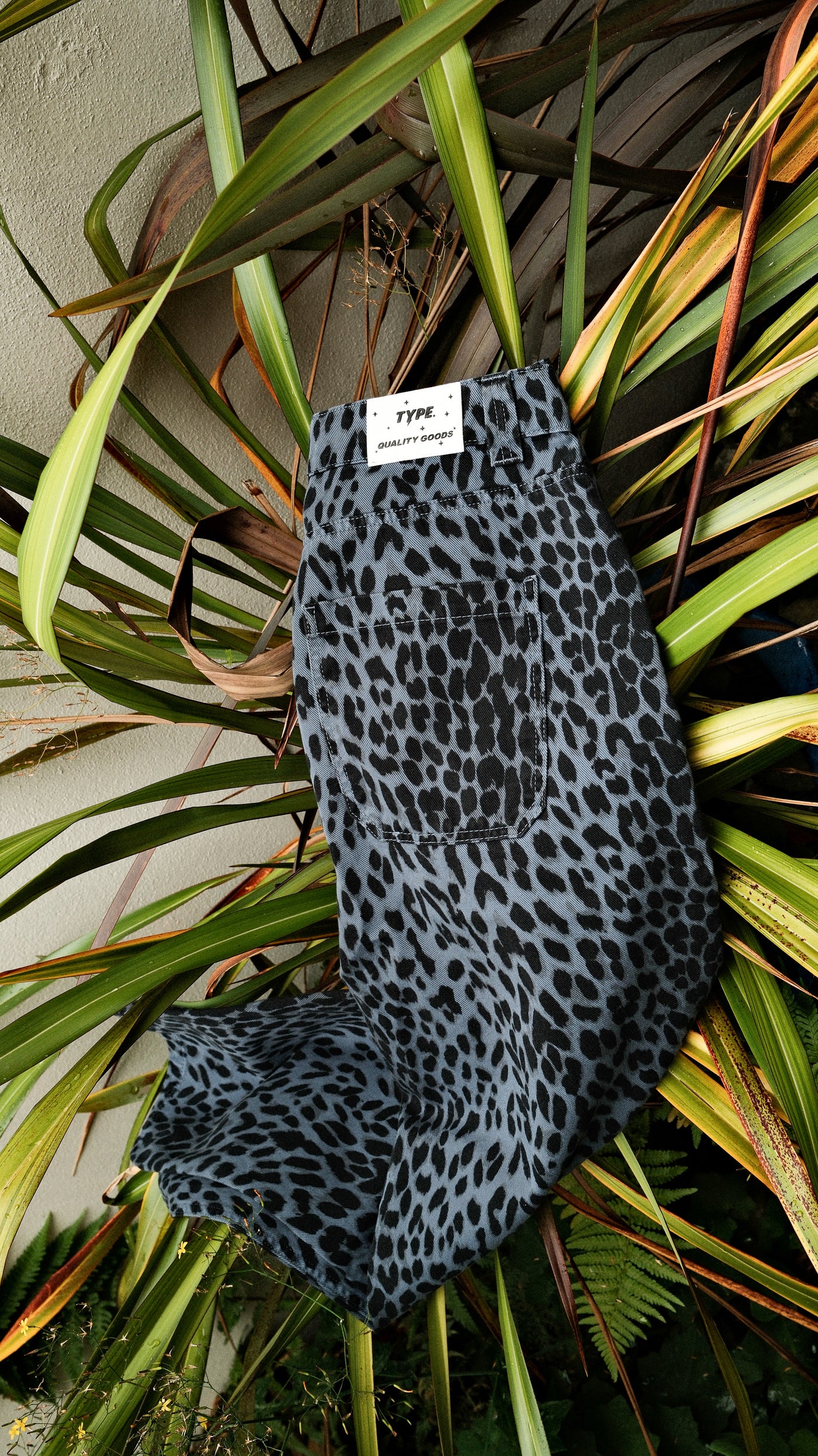 LIMITED ! Leopard Baggy Jeans